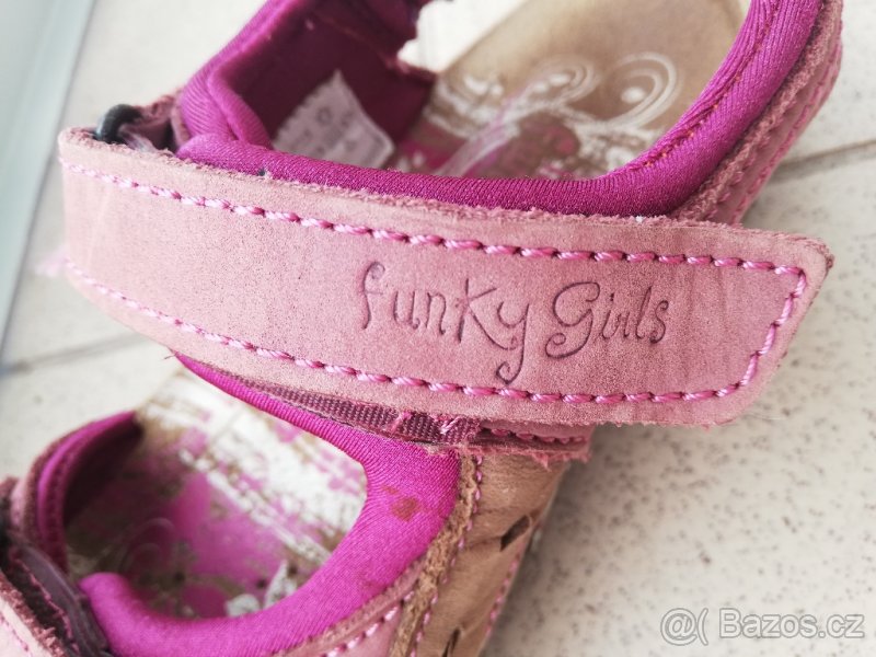 Dívčí sandál, velikost 35, zn. FUNKY GIRLS