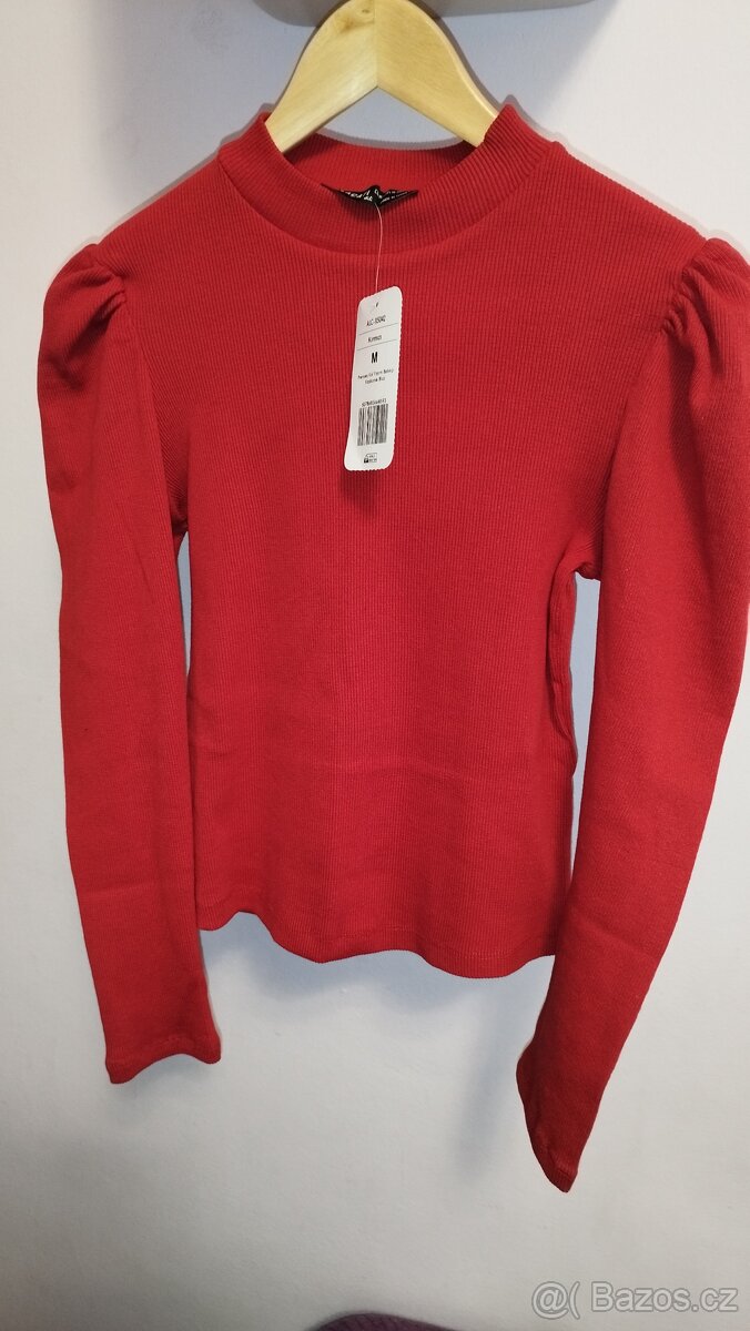 Nový dámský svetr, velikost S