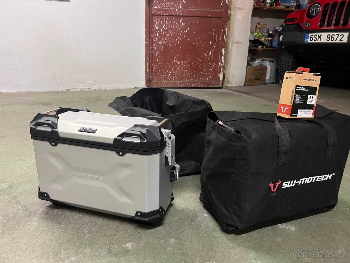 Hliníkové kufry TraX ADV 37