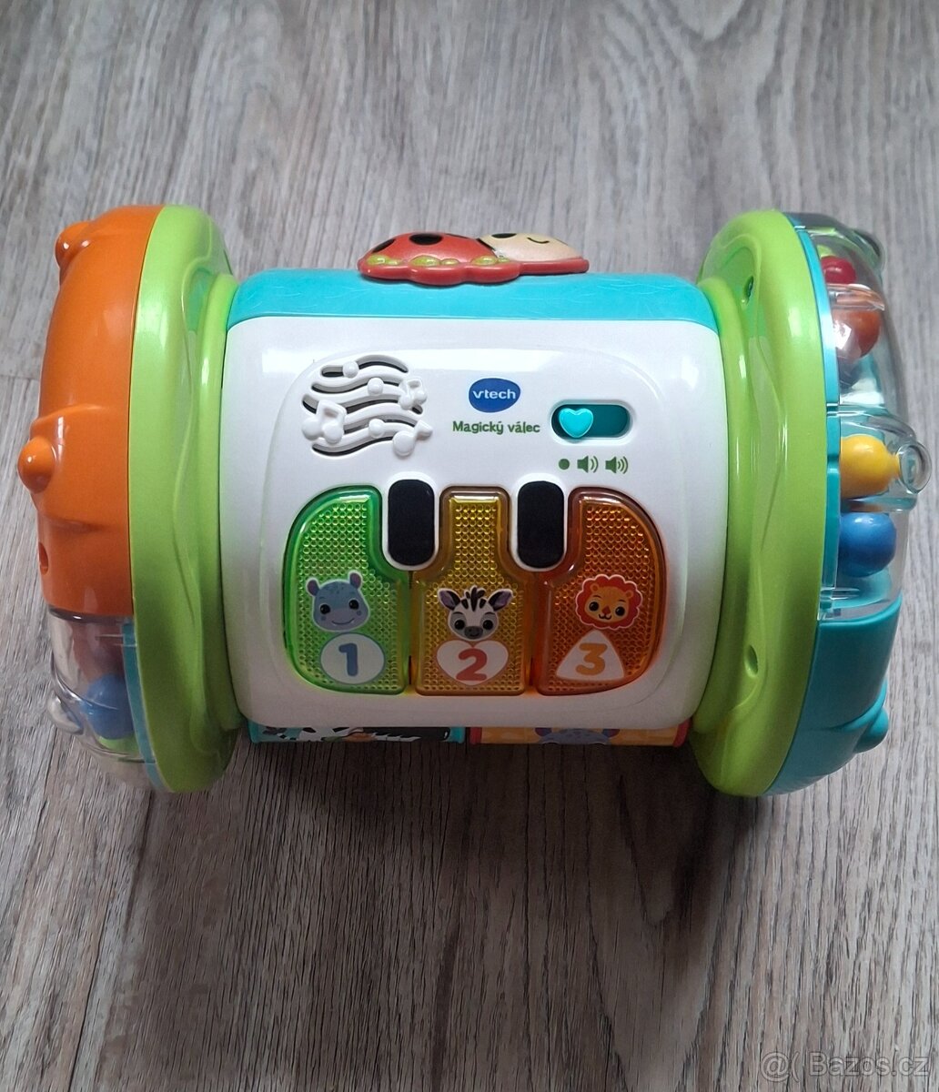 Interaktivní magický válec od Vtech