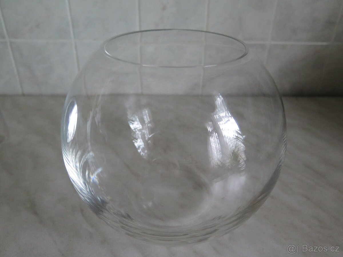 Akvárium - koule - nanoakvárium - betárium - dekorace