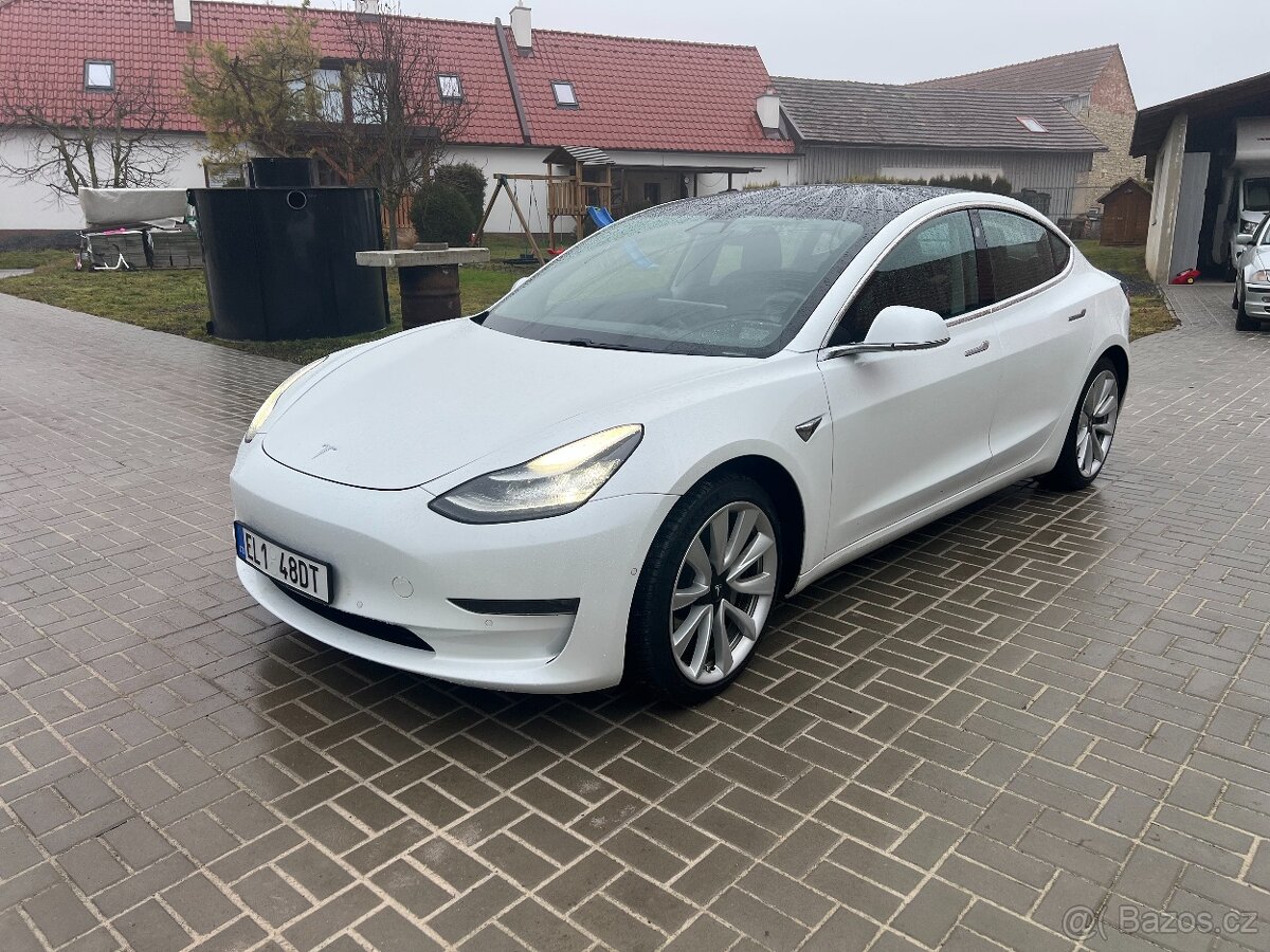 Tesla Model 3 Long Range 2019