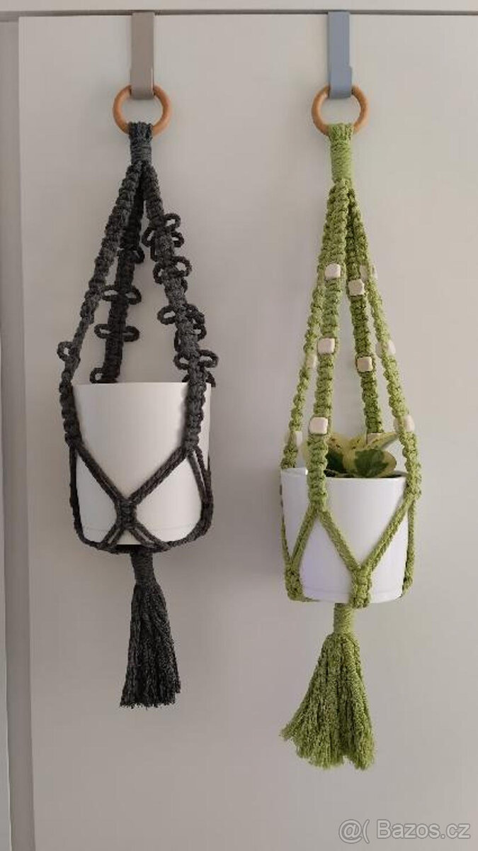ZÁVĚS NA KVĚTINÁČ- MAKRAMÉ