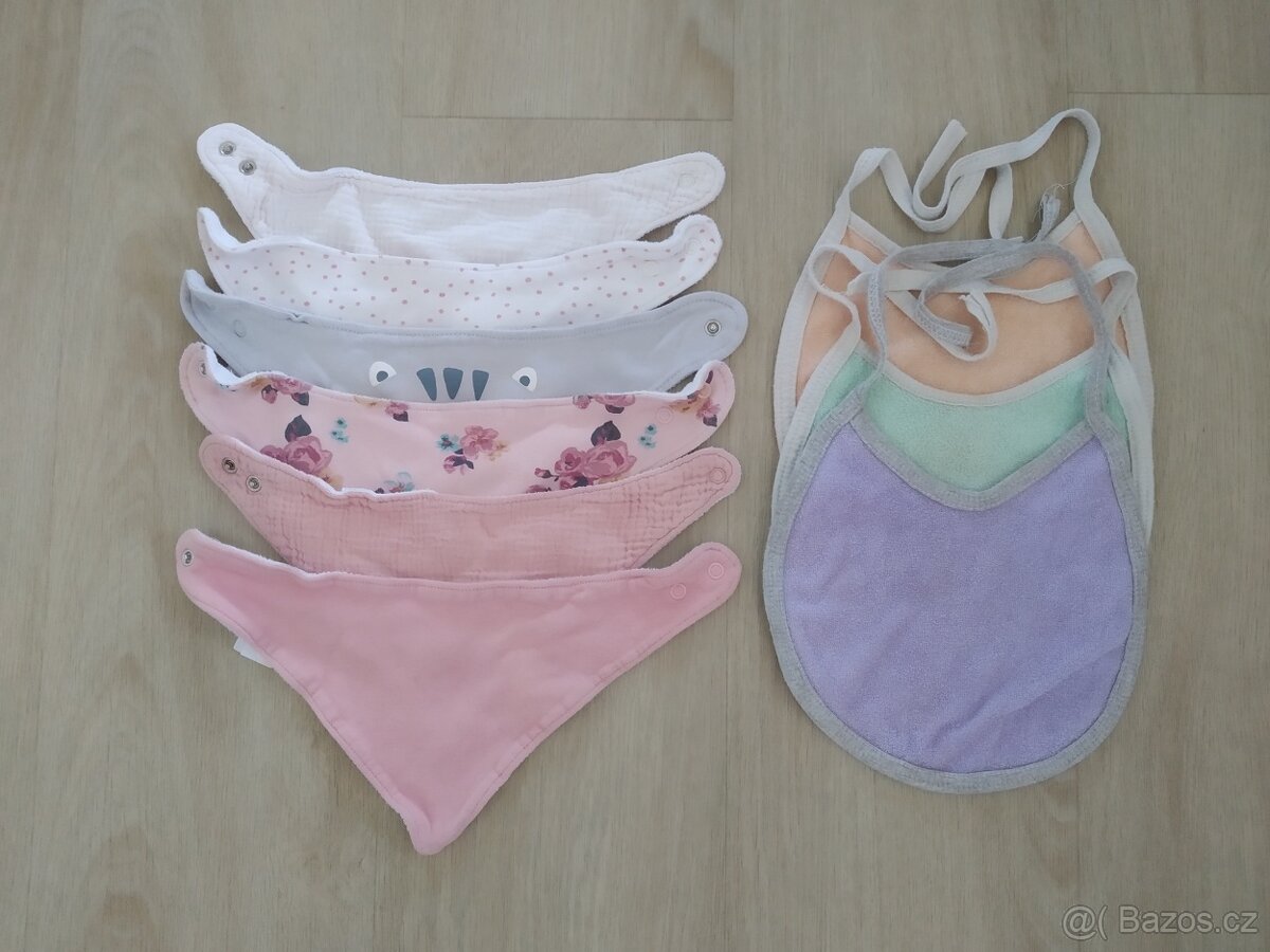 Dětské bryndáčky (9 ks)