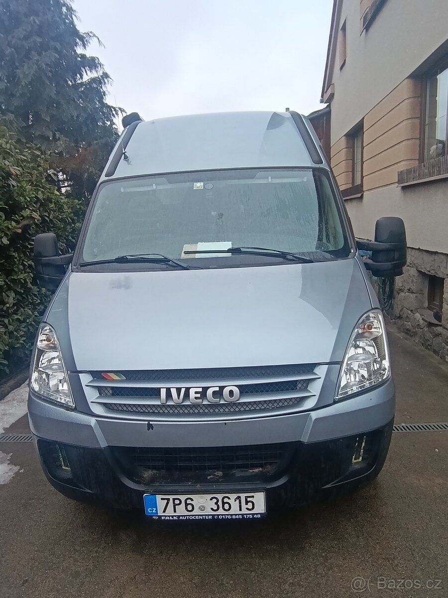 Prodam obytny automobil Iveco Daily