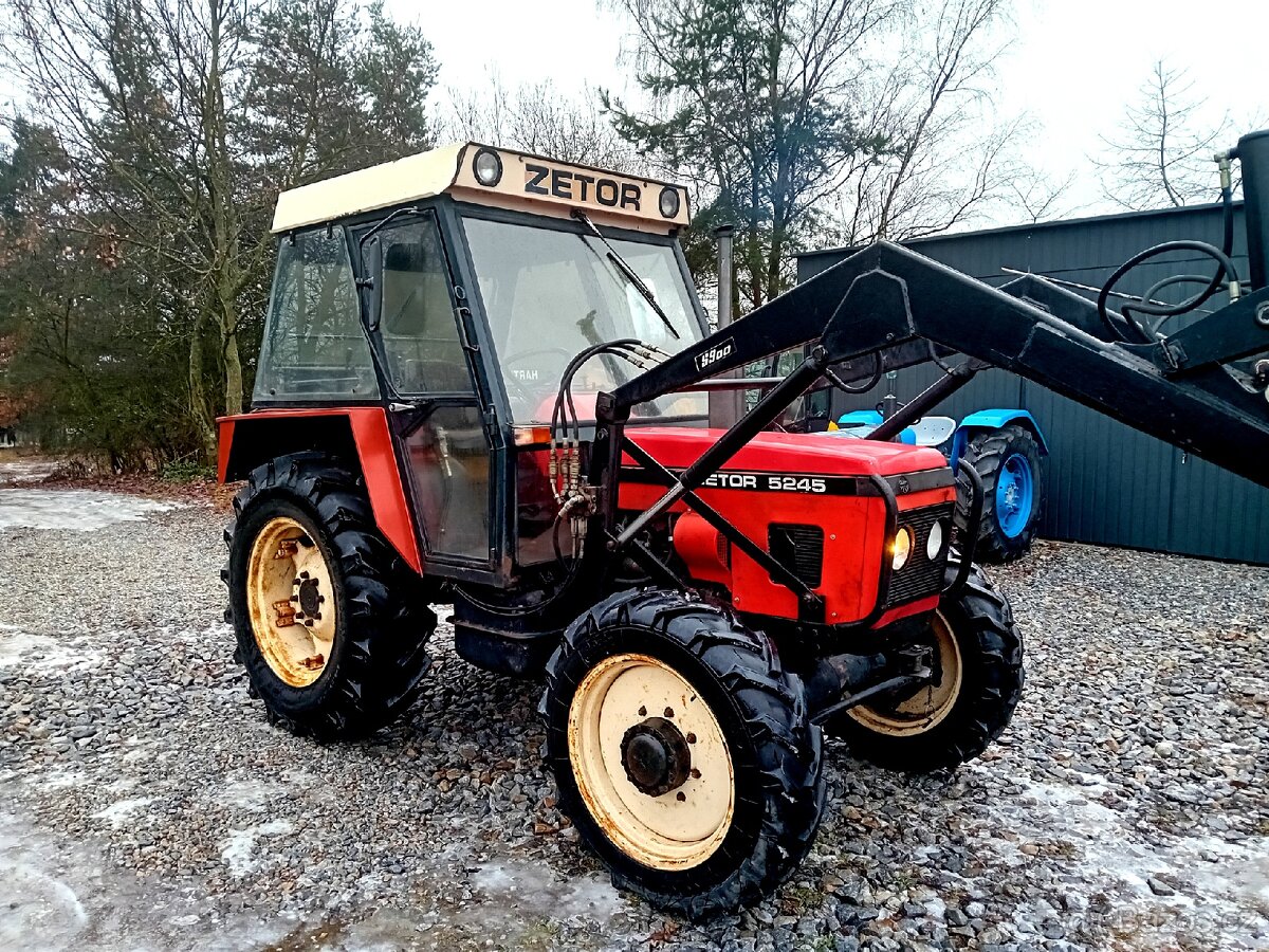 Zetor 5245 s čelním nakladačem, nízký stav mth, nové pneu