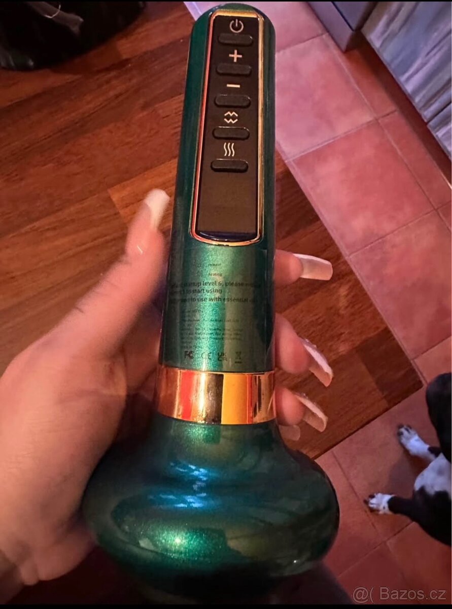 Pristroj na celulitidu