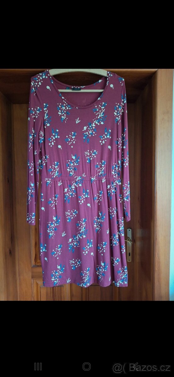 Příjemné bavlněné šaty