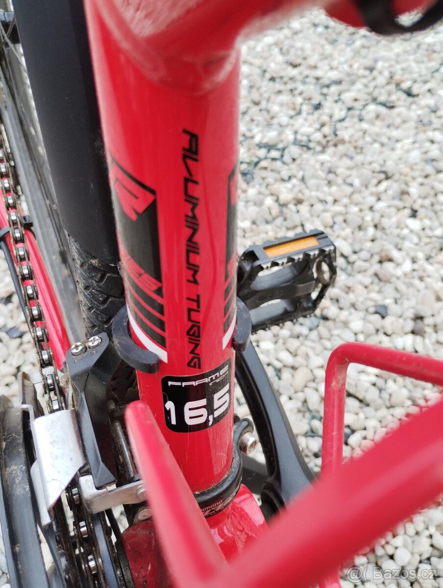 Trekingové kolo Leader Fox, 16,5