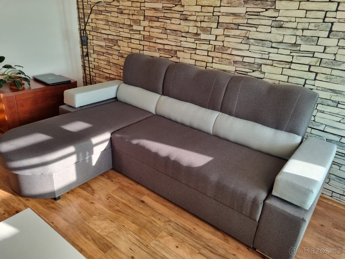 zánovní sedací souprava