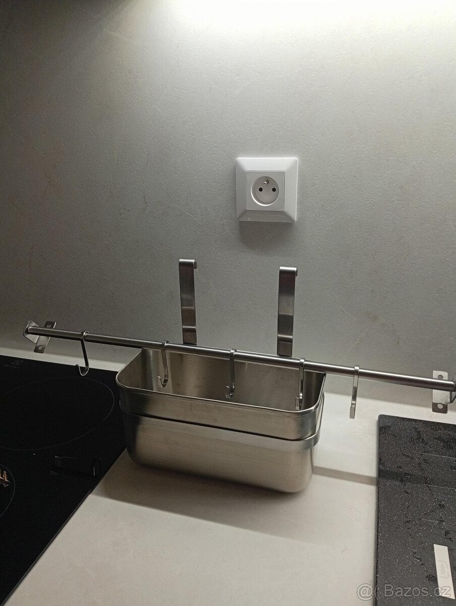 Závěsný systém do kuchyne