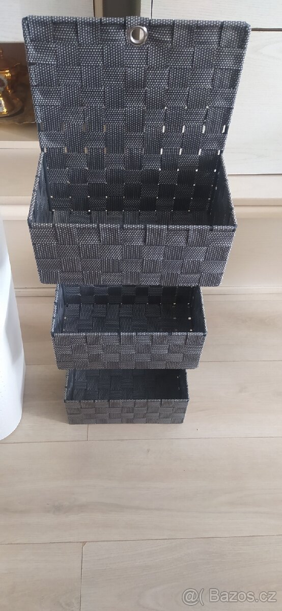 Koupelnový závěsný regál-Top stav jako nový