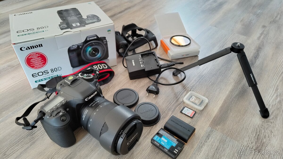 Canon EOS 80d + objektiv EF-S 18-135 IS nanoUSM