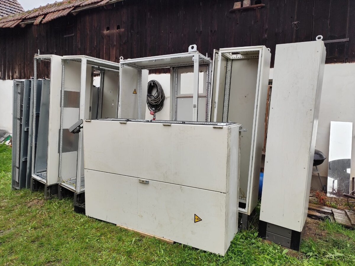 prodám rozvaděčové skříně RITTAL