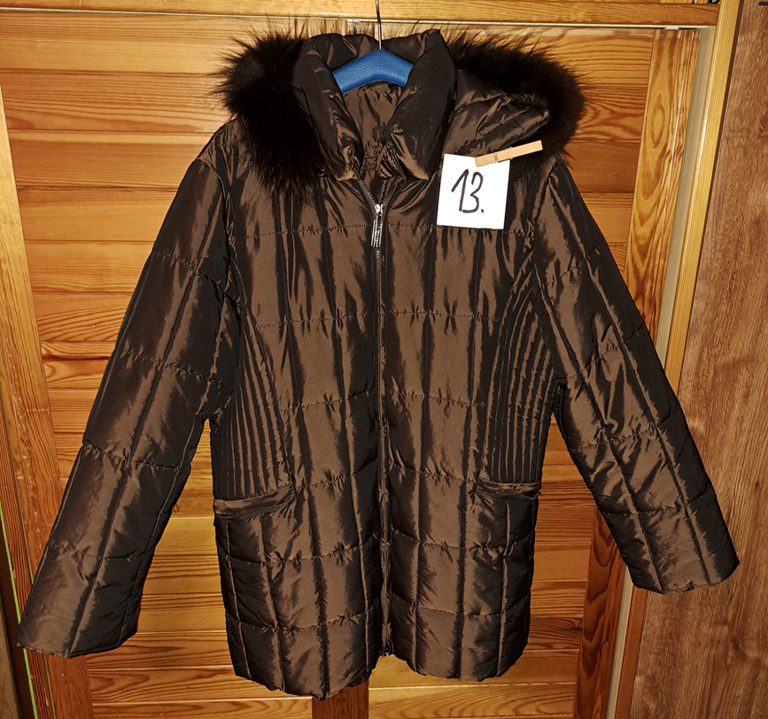 Bunda s kapucí vel: L.