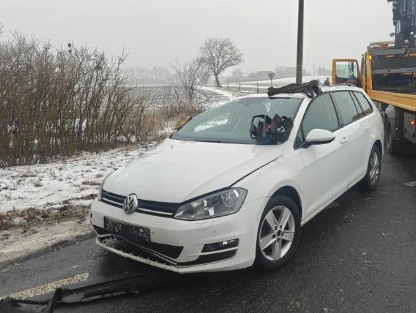 VW Golf 7 kombi bílá CLHA MWW