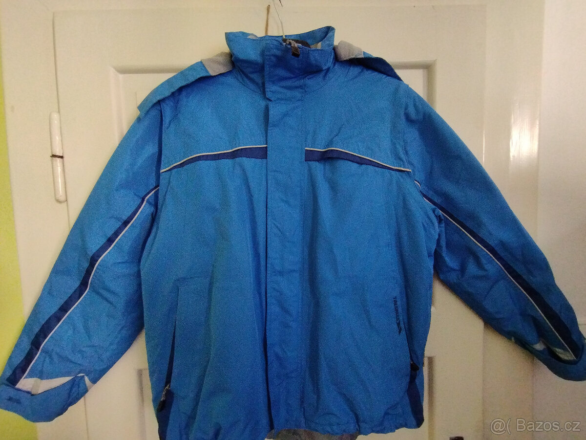 zimní bunda, Trespass