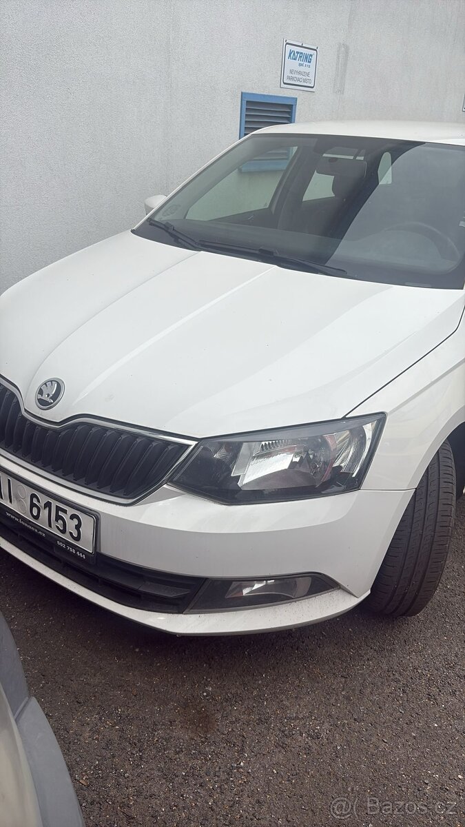 Škoda Fabia 3 kombi bílá CHYB QAE