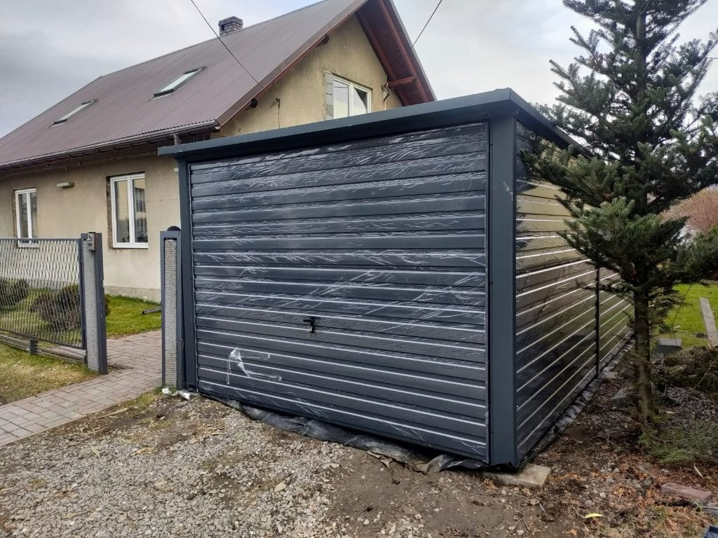 Plechová garáž 3x5