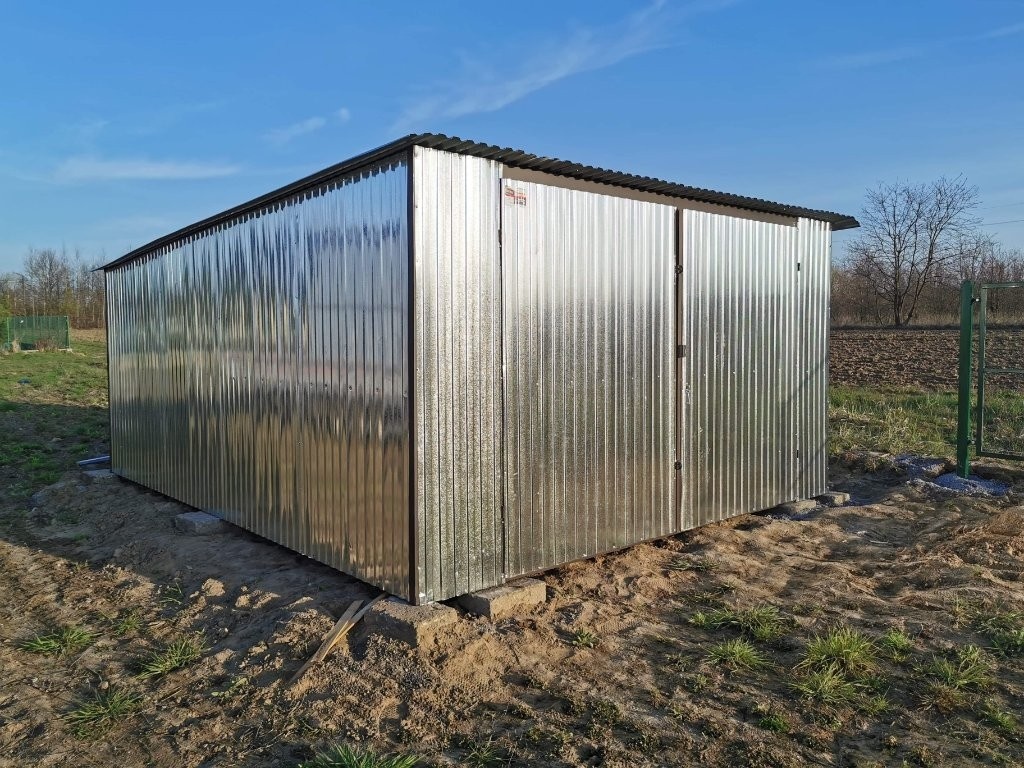 Plechové garáže 4x6