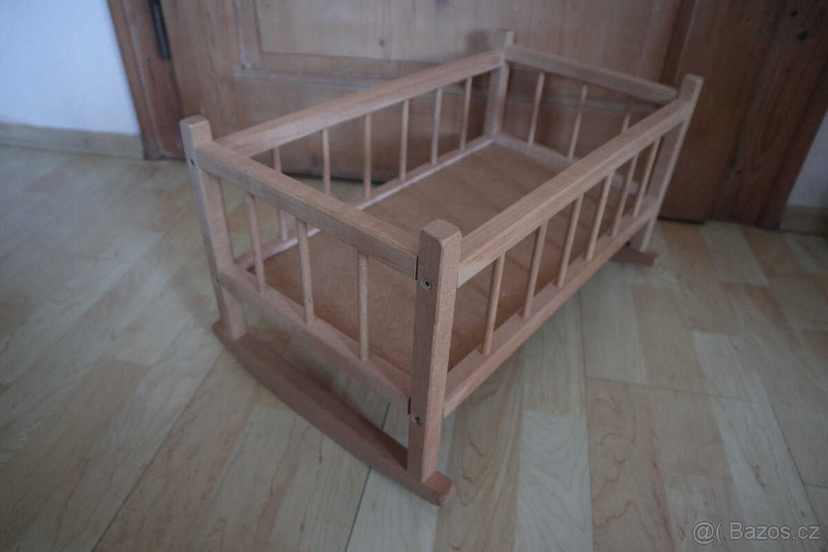 Kolébka pro panenky