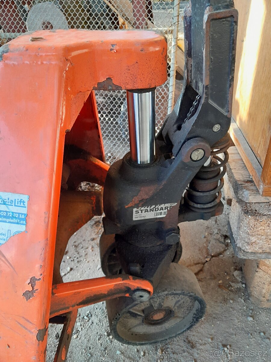 Paletový vozík 2000kg - 3ks použité. Turnovsko