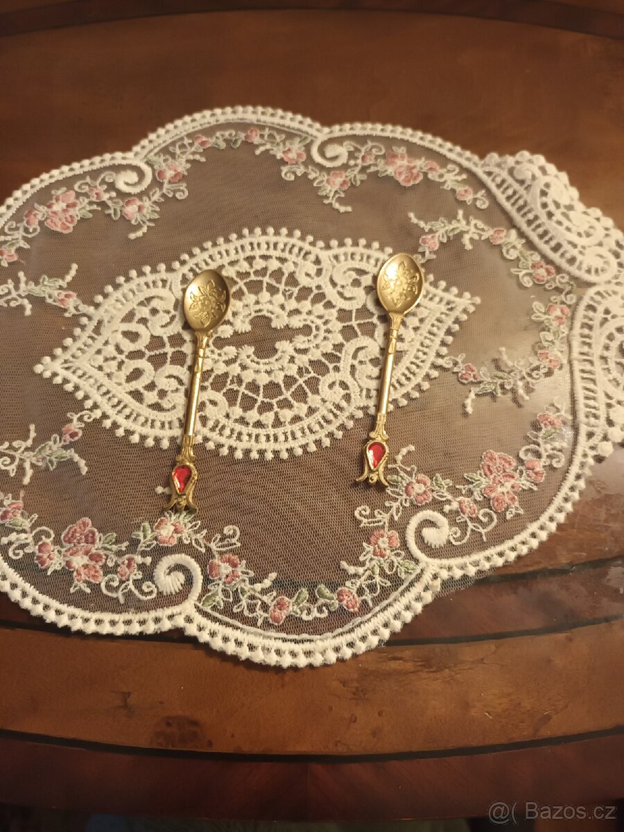 Retro zdobené lžičky