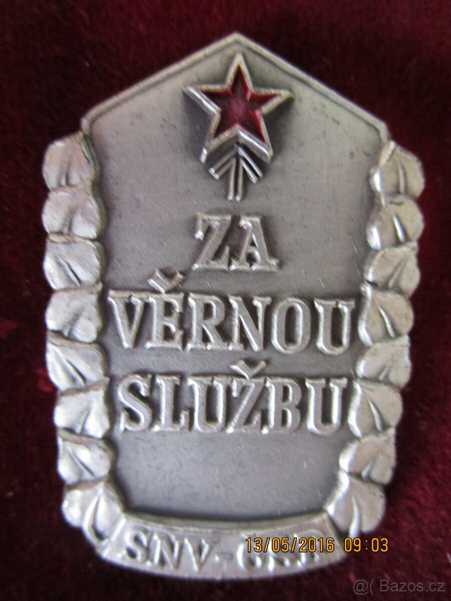 Medaile a odznaky SNV