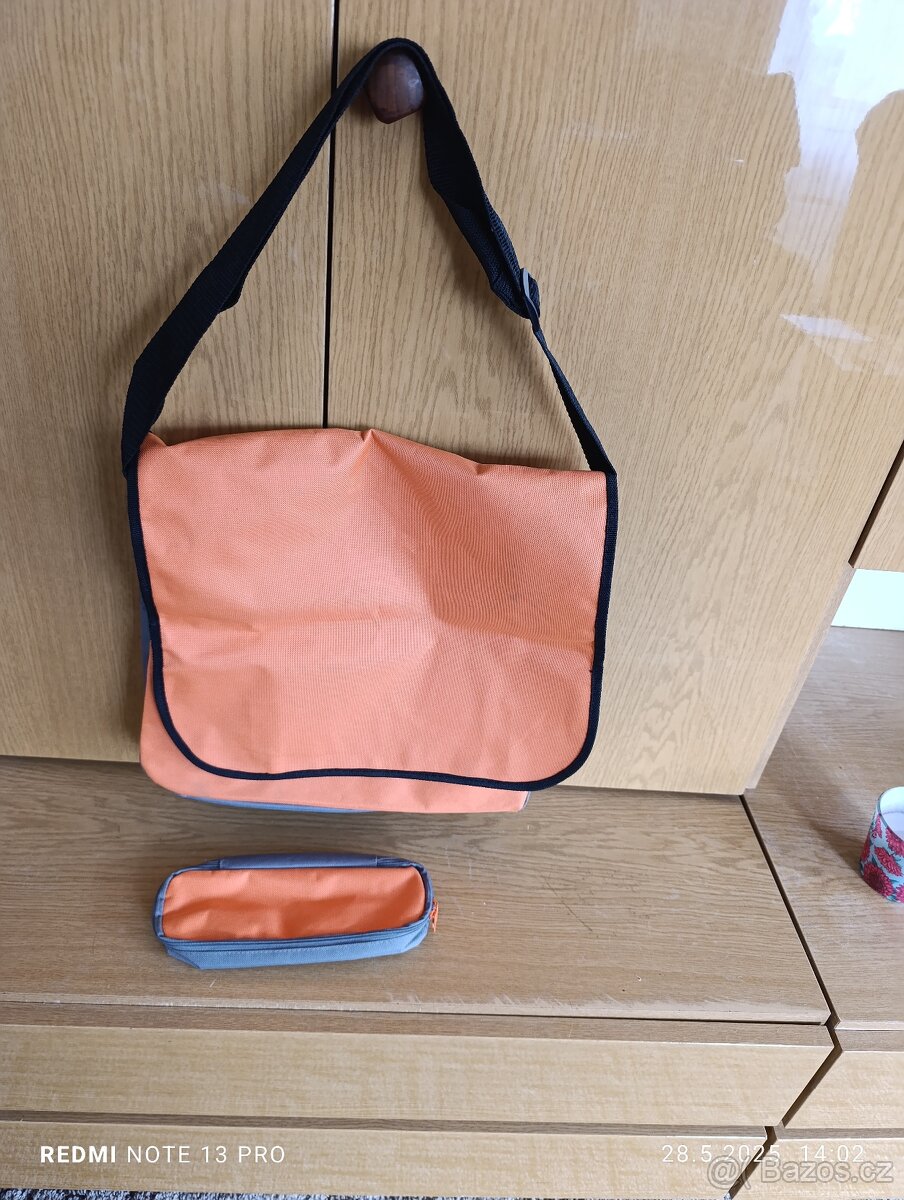 Nabízím tašku, batoh, či prostě "žebradlo",