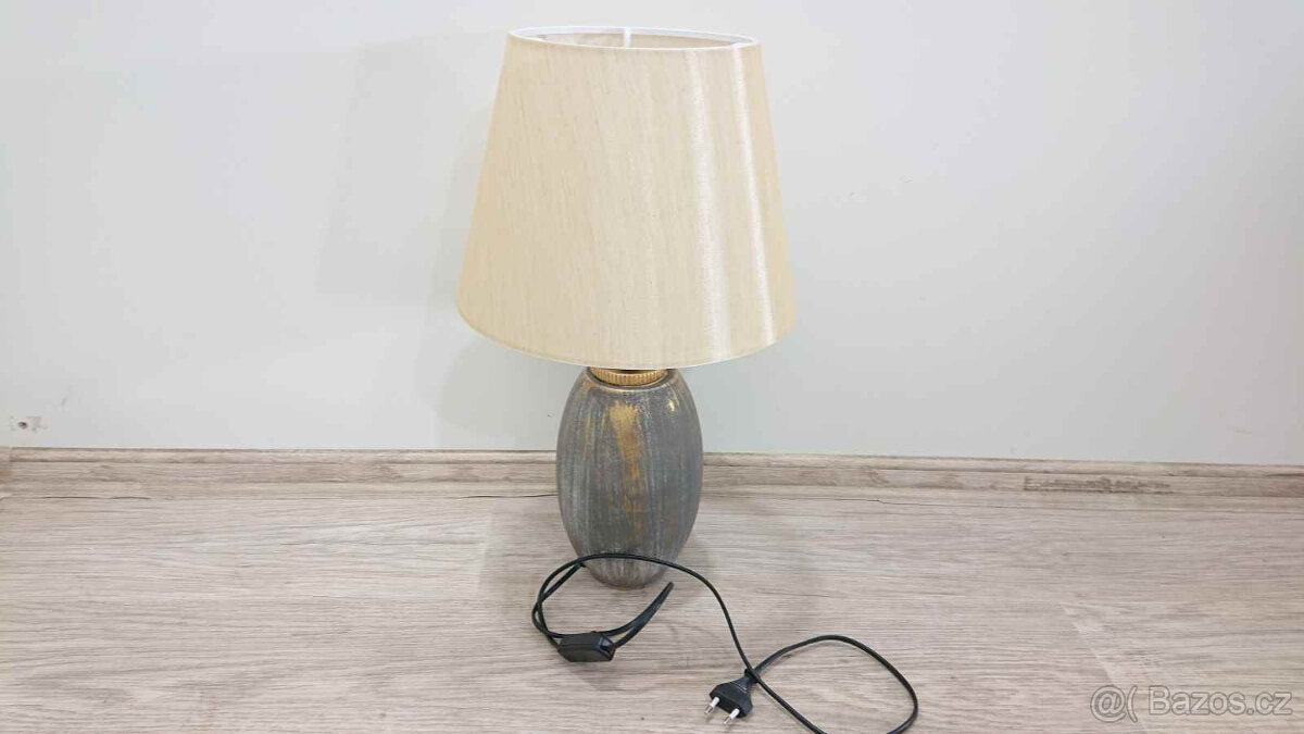 Stolní lampa Yakamoz Opviq lights