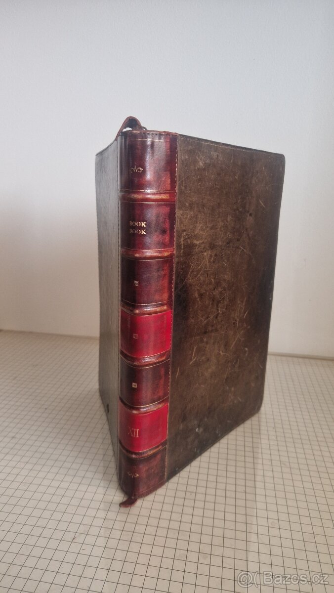 Kožený obal Twelve South BookBook - ideální pro MacBook 13"