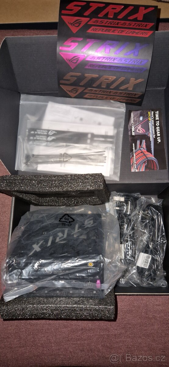 ASUS ROG Strix 1000W ATX / 1000W/80 Plus Platinum