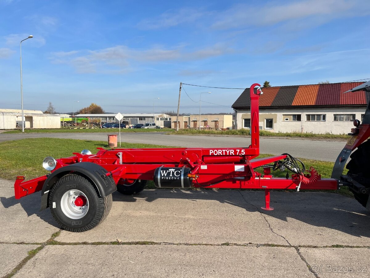 Traktorový nosič kontejnerů Portýr 7.5 skladem