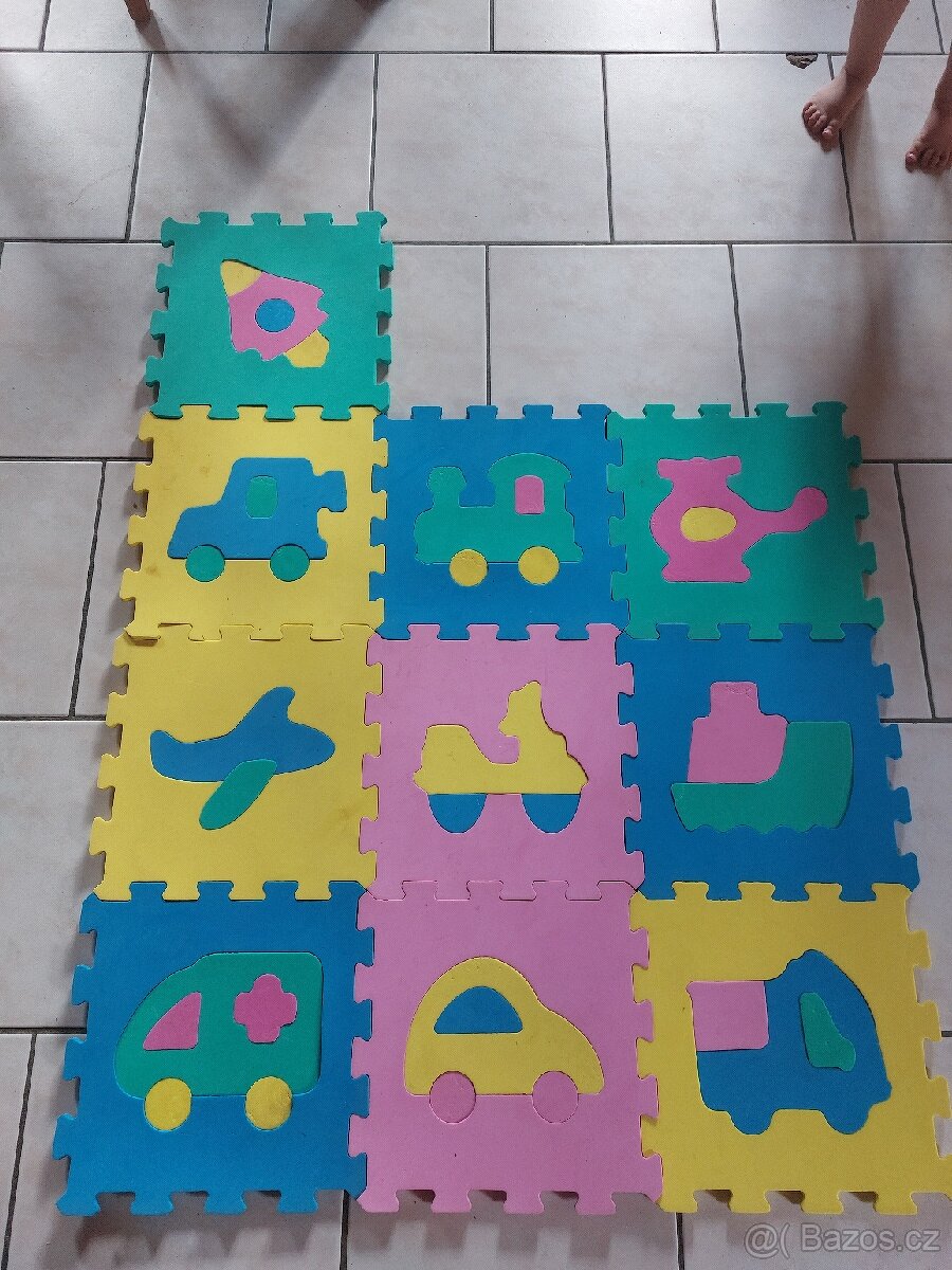 Pěnové puzzle