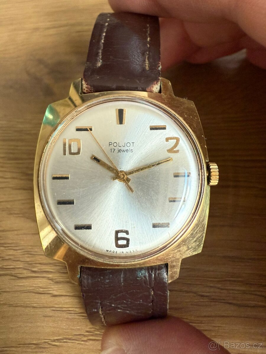 Staré hodinky Poljot