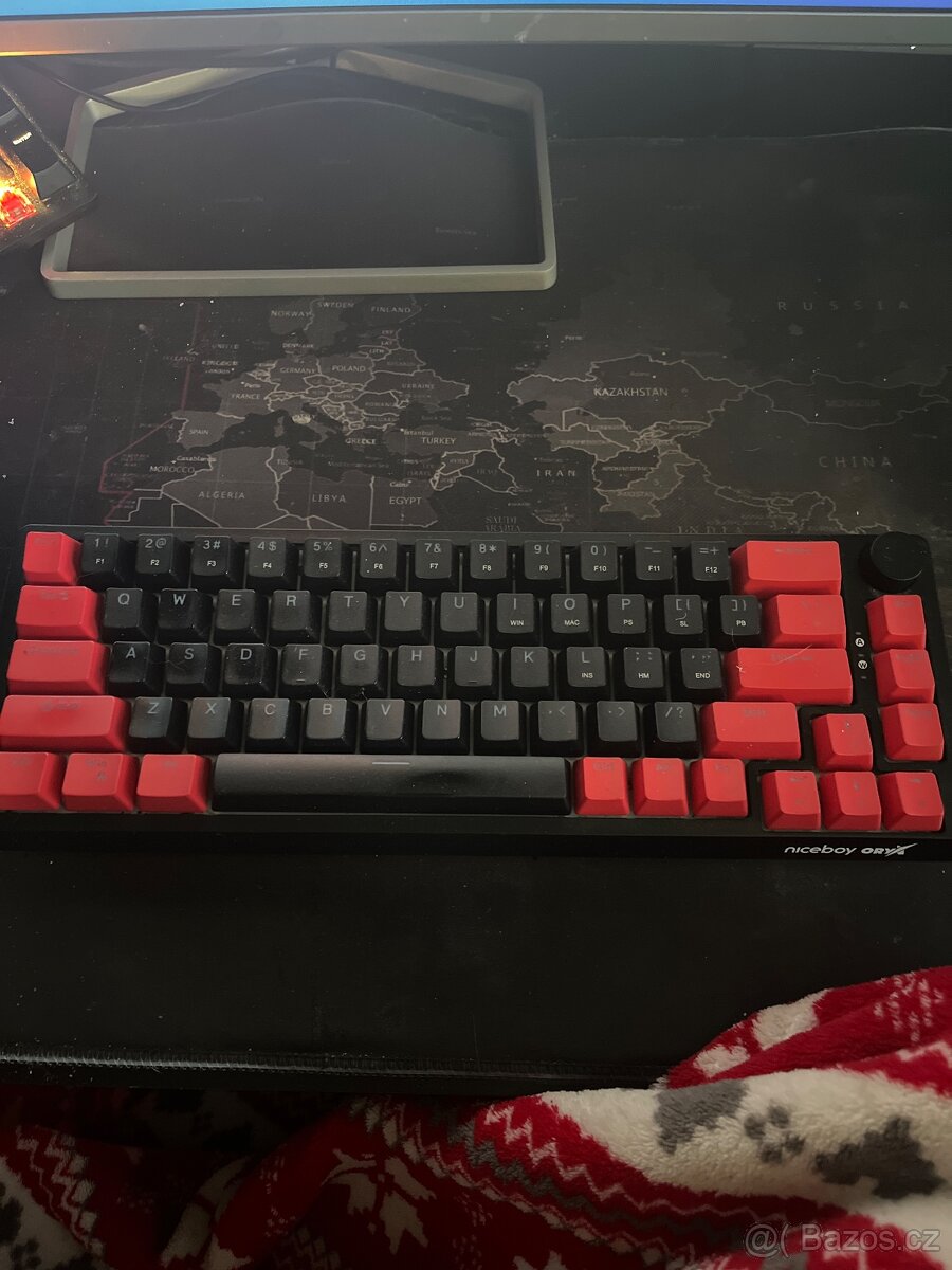 Klávesnice Niceboy oryx k700x pro