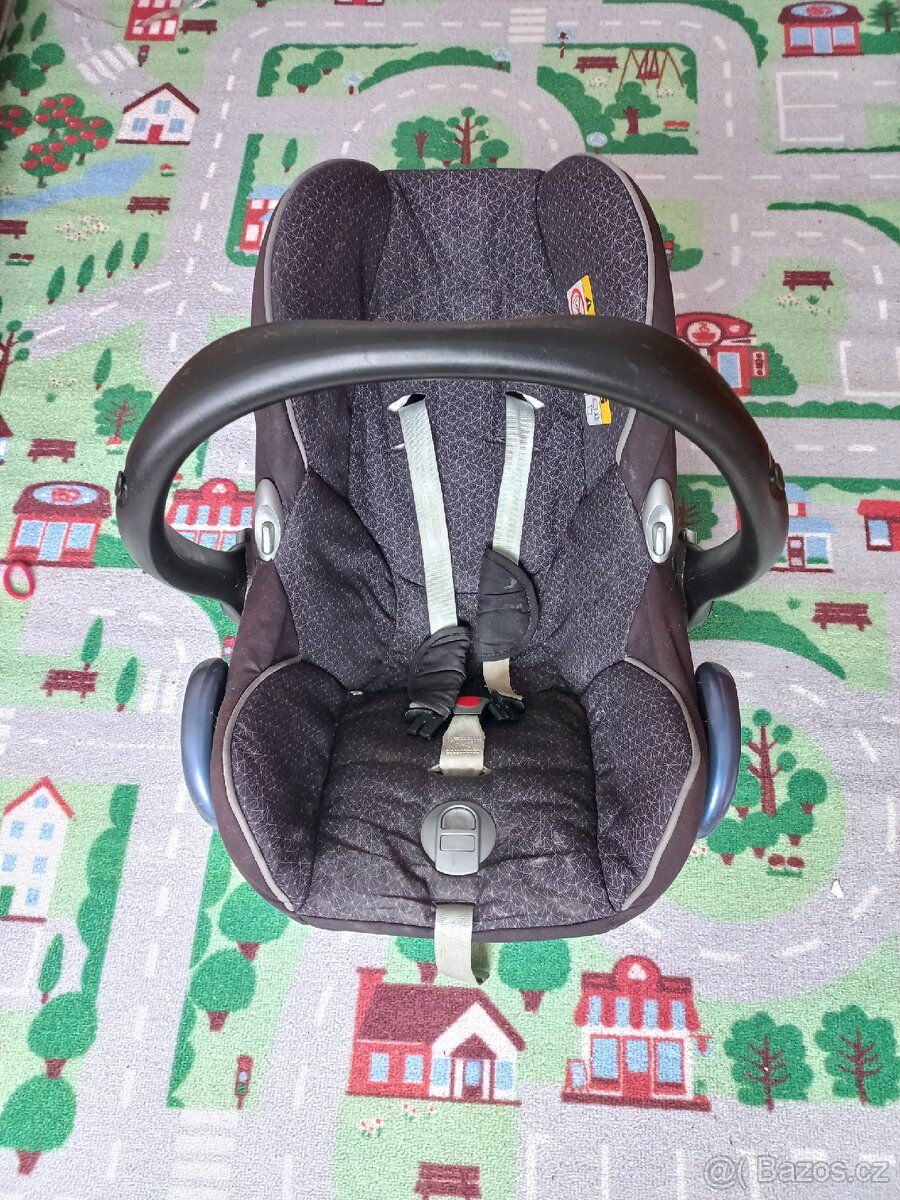 Maxi Cosi isofix + autosedačka