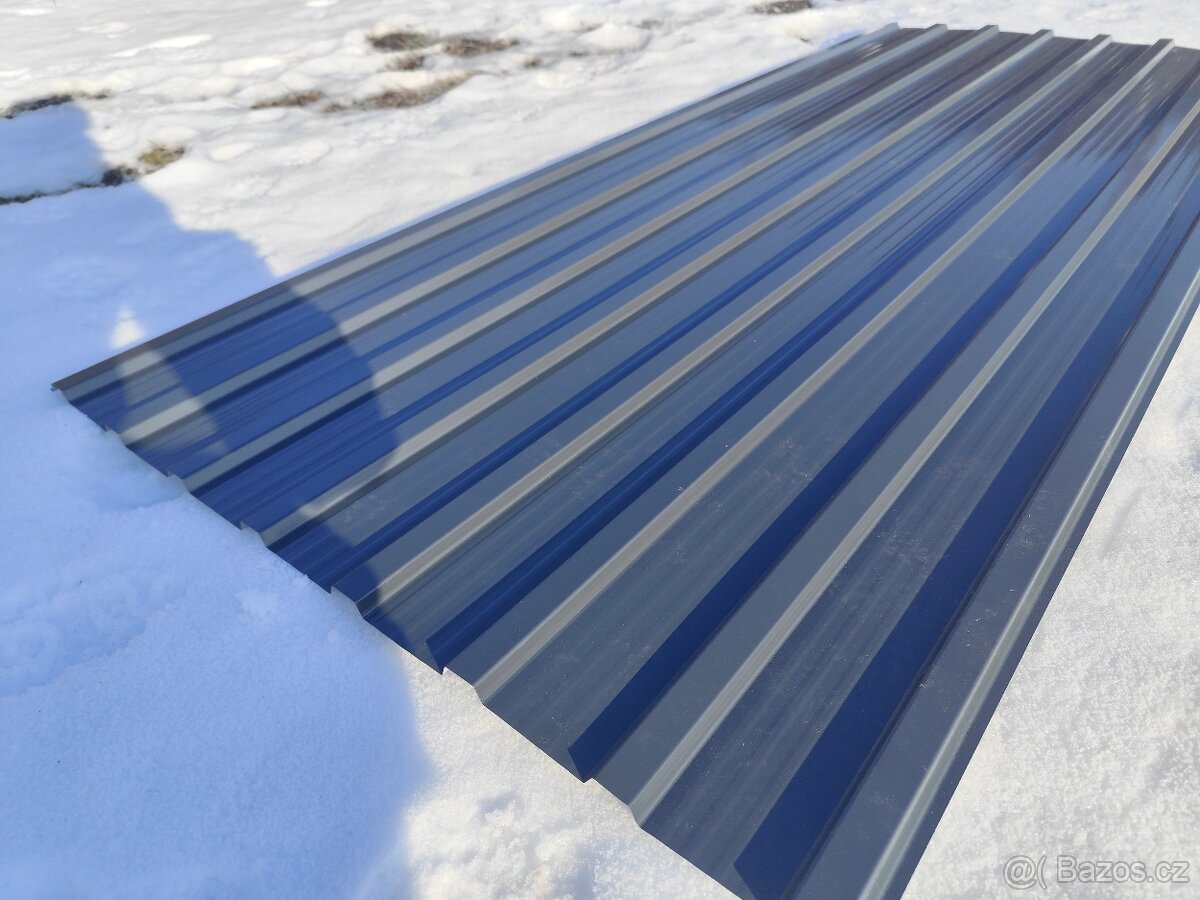 Trapézové plechy T12 skladem – různé rozměry