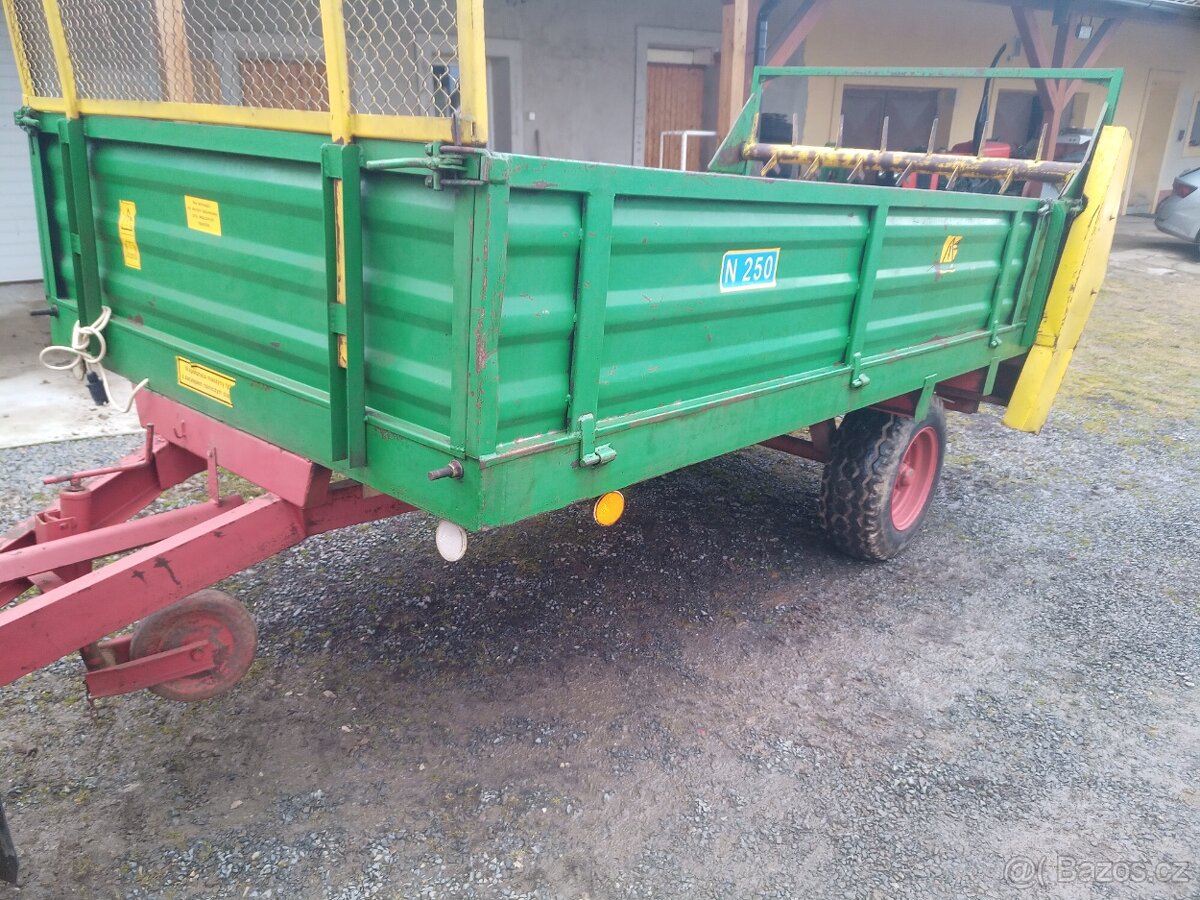 ROZMETADLO HNOJE 2,5T