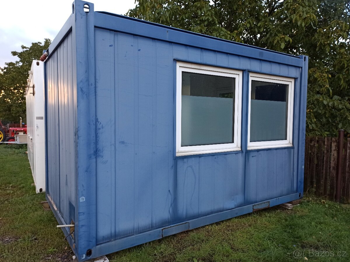 Sanitární kontejner, zahradní domek, buňka
