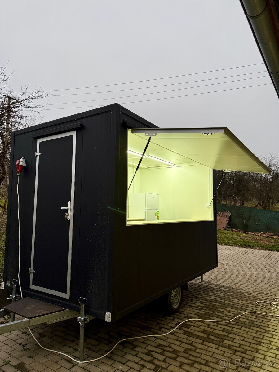Prodám NOVÝ gastro přívěs