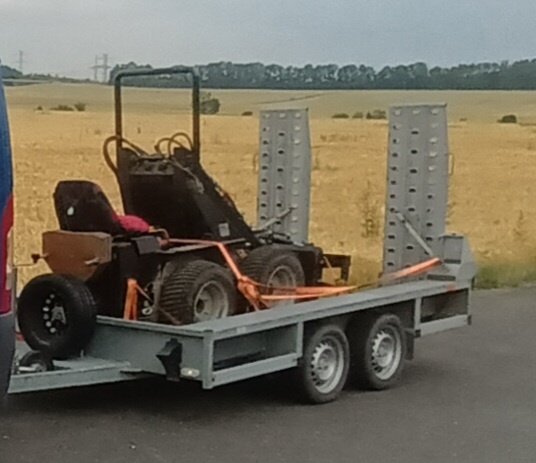 Přepravník strojů