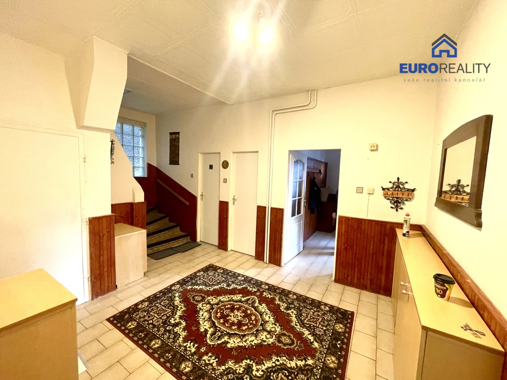 Prodej, rodinný dům, 195 m2, Valy, ul. Borová