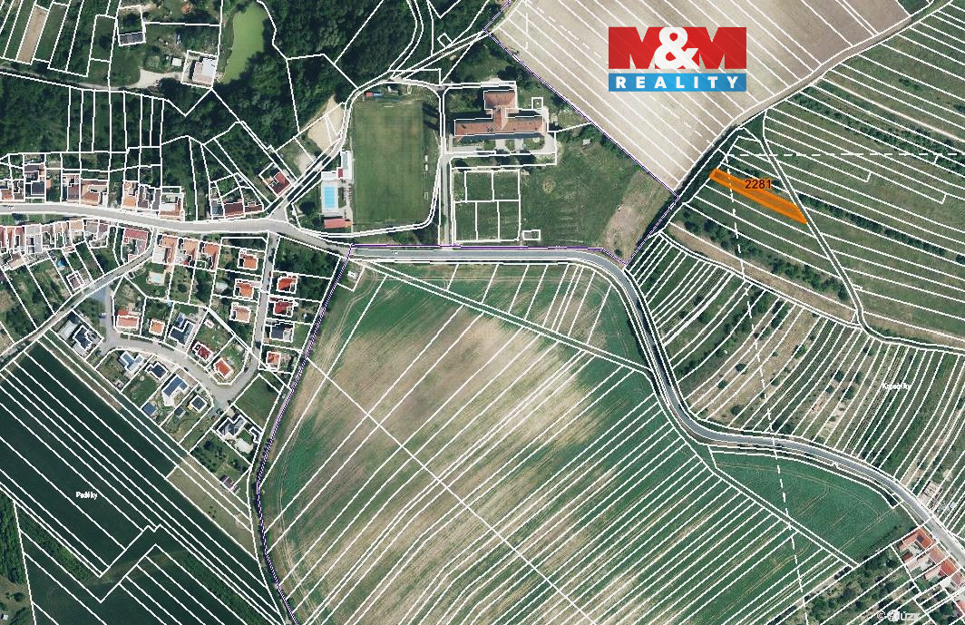 Prodej pole, 115 m², Stavěšice