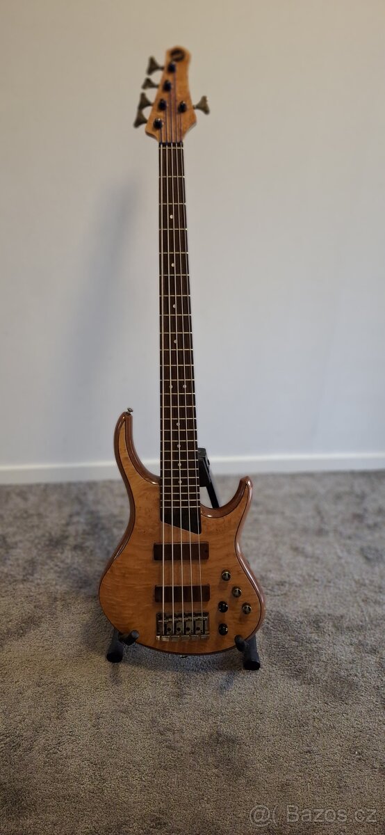 MTD Kingston Z5