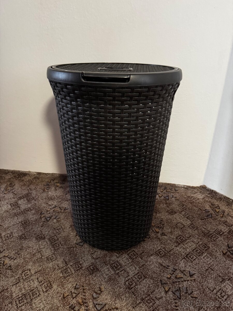 Curver Koš na prádlo Rattan 48l