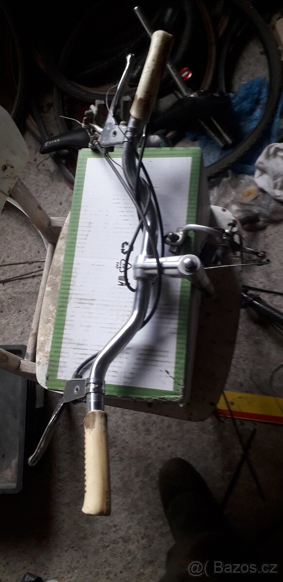 Řídítka a brzdy favorit