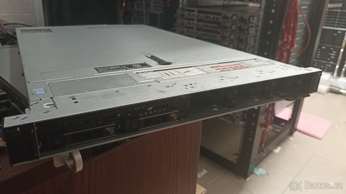 1U Dell PowerEdge R640 8SFF, 2x Xeon Gold 6138, 16GB RAM