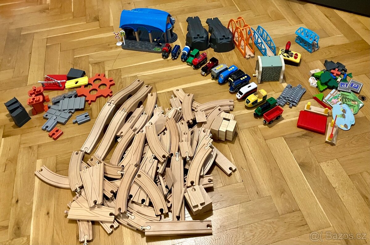 Velká sada vláčků a kolejí