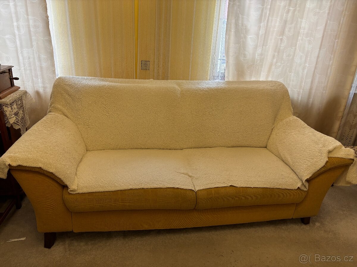 Sedací souprava + dvě křesla